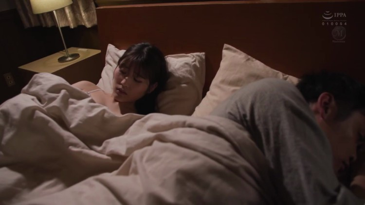 jinguji nao – my husband cannot satisfy me  the married woman who fell for the well-endowed shop manager at her part-time job [jul-672]
