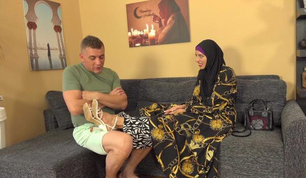 sexwithmuslims e304 fanta sie hot babe in hijab babe spreads for her husband