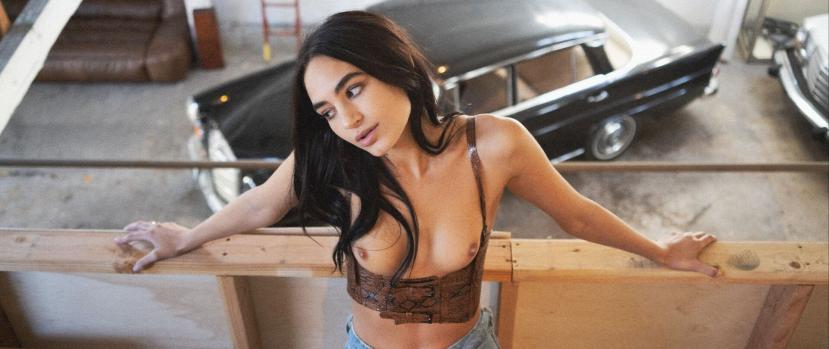 playboyplus 24 11 01 sarah mollica auto body