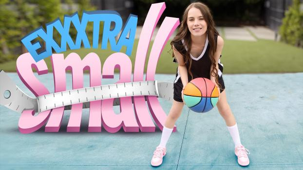 exxxtrasmall 08 06 2023 sia wood petite dunk