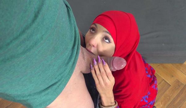 sexwithmuslims e276 mini mitzi x she wanted painted nails and he wanted her wet pussy czech