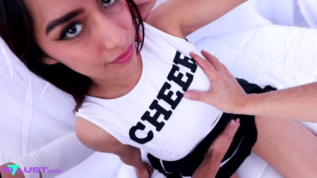 18lust 23 05 12 autumn double teamed cheerleader