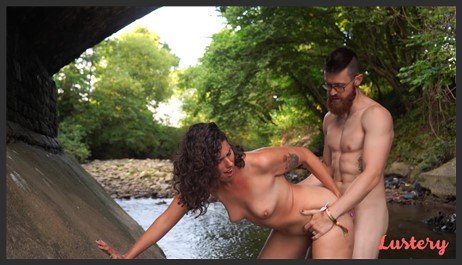 e1544 harry and savannah getting frisky by the river