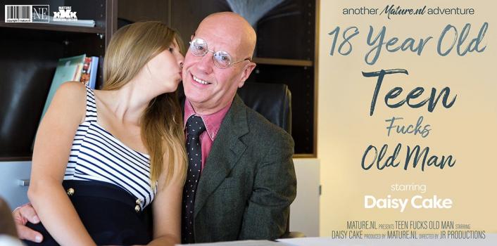maturenl 23 04 24 daisy cake 18 year old girl daisy cake fucks an old man in his office