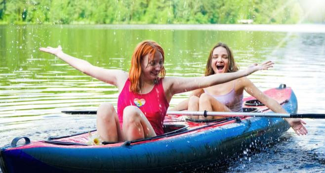 clubsweethearts 14 07 2023 olivia trunk and emma korti kayak ride with the girls