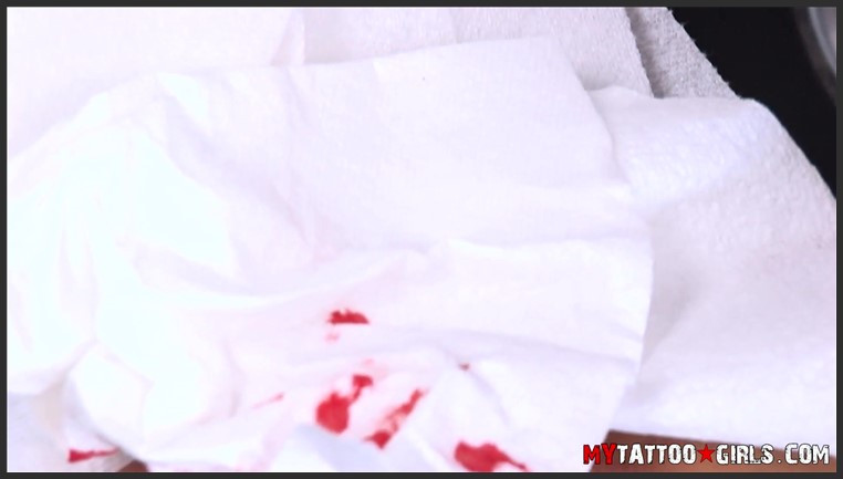 17 05 12 lana violet gets a dermal piercing on her middle finger