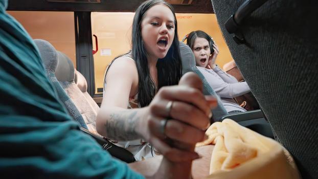 letspostit 24 10 17 madalina moon wild bus ride