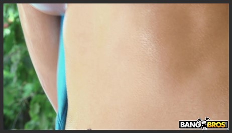 2017-07-02 mia khalifa – mia khalifa loves to suck dick