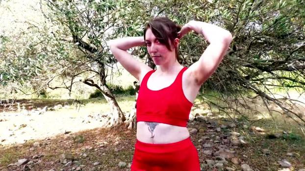 jacquieetmicheltv – daisy was not there by chance