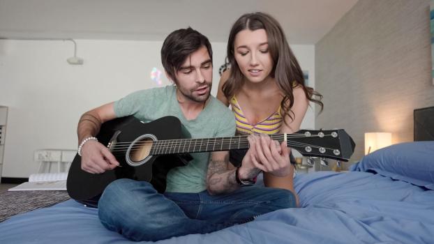 rkprime 2022 05 01 maya woulfe – the best guitar teacher