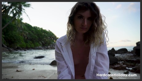 hardcoreholiday 24 10 25 candice demellza beachside tease