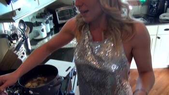 meetmadden 18 11 22 happy thanksgiving xxx 1080p mp4 lewd