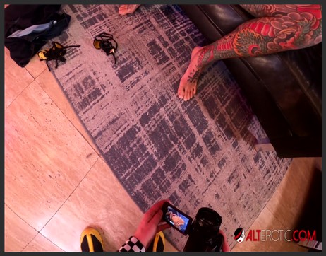 21 05 19 emma hix my tattooed neighbor director pov