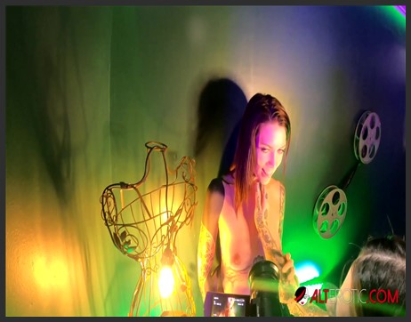 21 03 31 thumper suicide and tigerlilly photoshoot bts