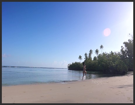 hegre 23 09 12 ruby tropical beach shoot