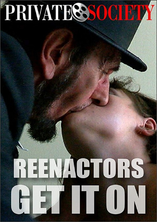 reenactors get it on
