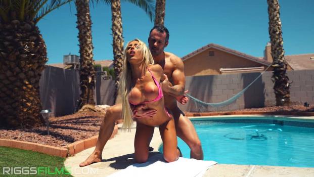 riggsfilms 23 01 11 fit kitty – brock & kitty by the pool