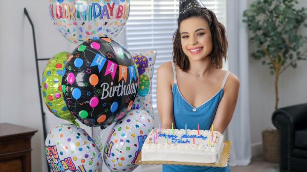 sislovesme 22 03 04 aria valencia loving the birthday boy