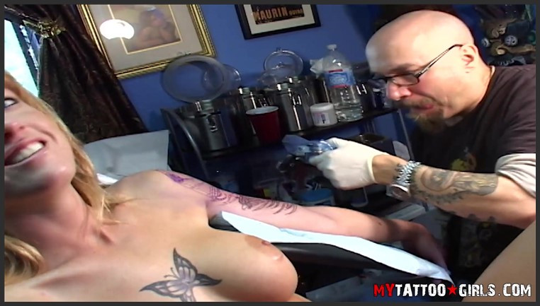 17 11 10 tricia oaks blonde darling naked tattoo session