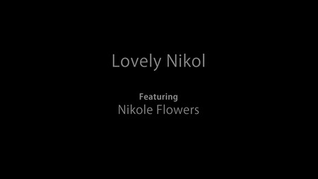 Anilos 25 11 19 Nikole Flowers Lovely Nikole