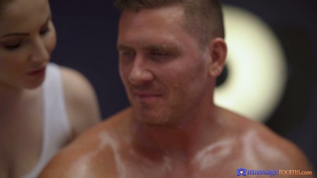 MassageRooms 19 05 25 Georgie Lyall