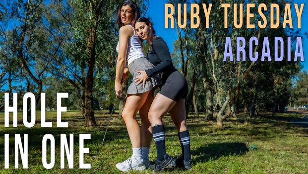 GirlsOutWest 25 07 13 Arcadia And Ruby Tuesday Hole In One