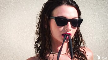 PlayboyPlus 25 09 12 Brooke Tilli Sun Kissed XXX 1080p MP4 WRB
