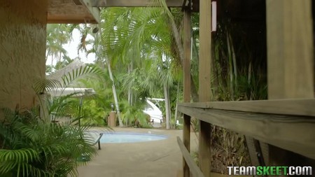 TeenCurves 2016 12 03 Boat Day 540p