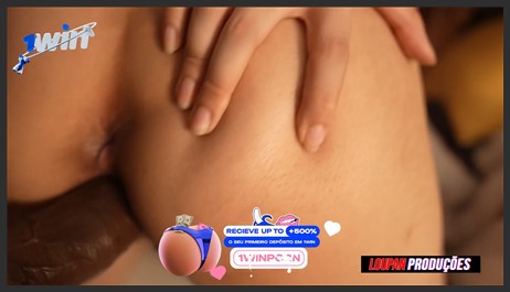 Magrinha Bucetuda Dando no Pelo e Levando Porra