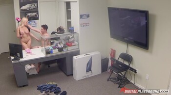 DigitalPlayground   How To Use Your Selfie Stick