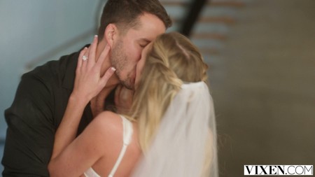 Vixen 25 12 23 Addison Vodka