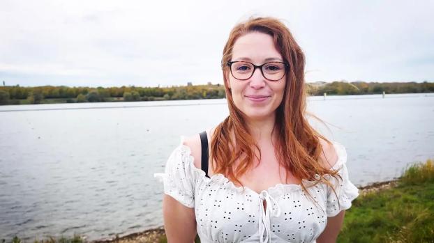 Jacquieetmicheltv 25 11 13 Andrea Andrea, 33 years old, from Orleans