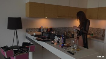 XES 25 06 17 Emma Scarlett BTS POLISH XXX 1080p MP4 WRB