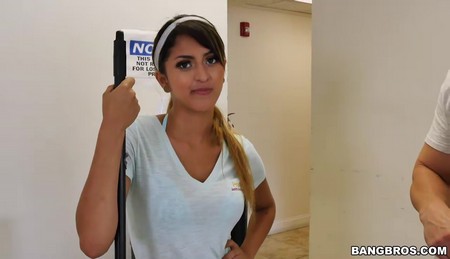 BangBros Sophia Leone Creampie Massage Therapy 2022