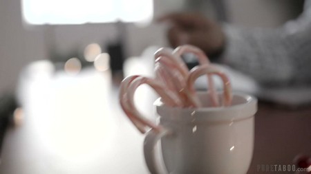 Emily Willis 18 12 31 Tushyraw New Comfort Zone