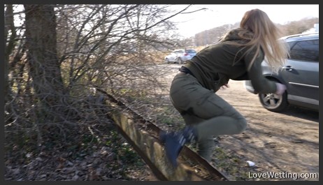 Chrissy Fox Confused girl 2019 02 25