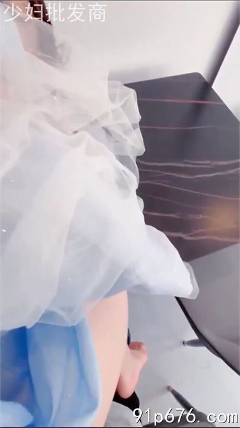 Bathroom crazy fuck bath girl pink hairless pussy cock penetrated out of shameful white liquid Chinese homemade video