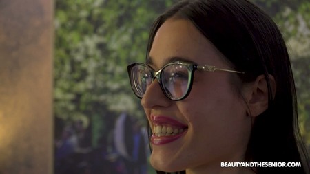 BeautyAndTheSenior Beauty Briseida Meyers Fucks Senior Stefan