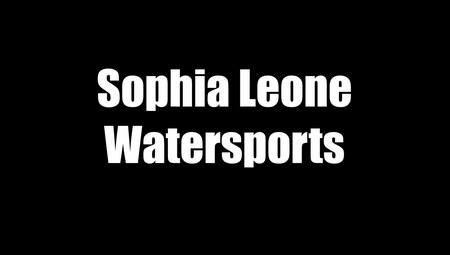 ATKGalleria Sophia Leone Watersports 2021