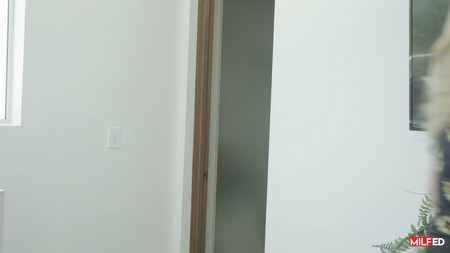 Milfed 24 02 08 London River And Natasha Nice Double Dorm Drop Off