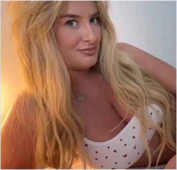 FamilyTherapyXXX 25 07 22 Sophia Isabella Late Night Talk