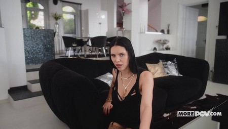 23 07 18 Kira Queen Private Audience With A Diva