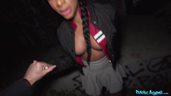 PublicAgent 25 07 15 Malia Lenoir XXX 1080p MP4 WRB