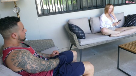 2025 Fuck my ass A guy with a huge dick is having anal sex with a hot 19 year old blonde