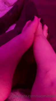 NaomiatNight aka Naomi Hughes Naomih666 27 vertical videos 5