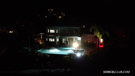 Emily Willis 21 12 29 Dorcelclub One Night In Los Angeles