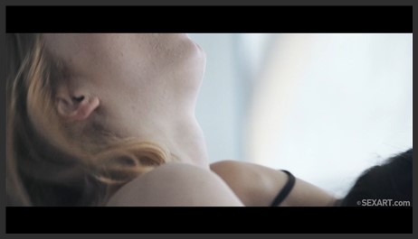 SexArt 17 09 08 Chrissy Fox And Clea Gaultier Fire Place